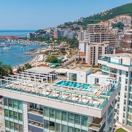 Luxury 3 Bedroom Flat In Tre Canne Next To The アパート